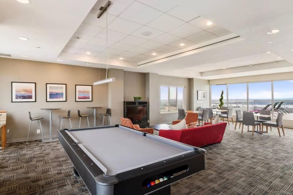Unique Apartment In A Great Pentagon City Location Арлингтон Экстерьер фото