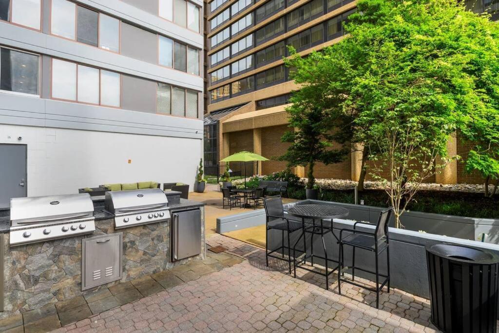 Unique Apartment In A Great Pentagon City Location Арлингтон Экстерьер фото