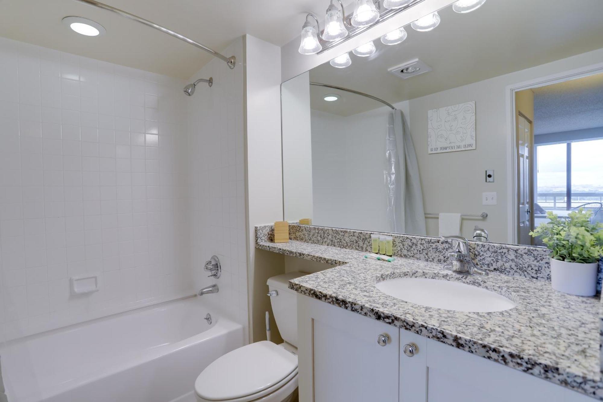Unique Apartment In A Great Pentagon City Location Арлингтон Экстерьер фото