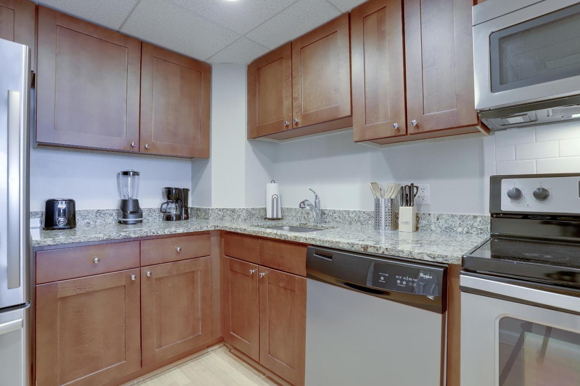 Unique Apartment In A Great Pentagon City Location Арлингтон Экстерьер фото